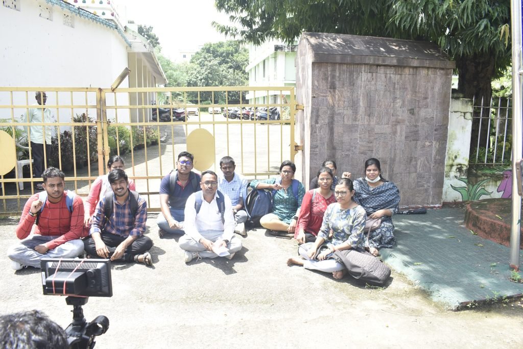 Junior Teacher Recruitment flipflop